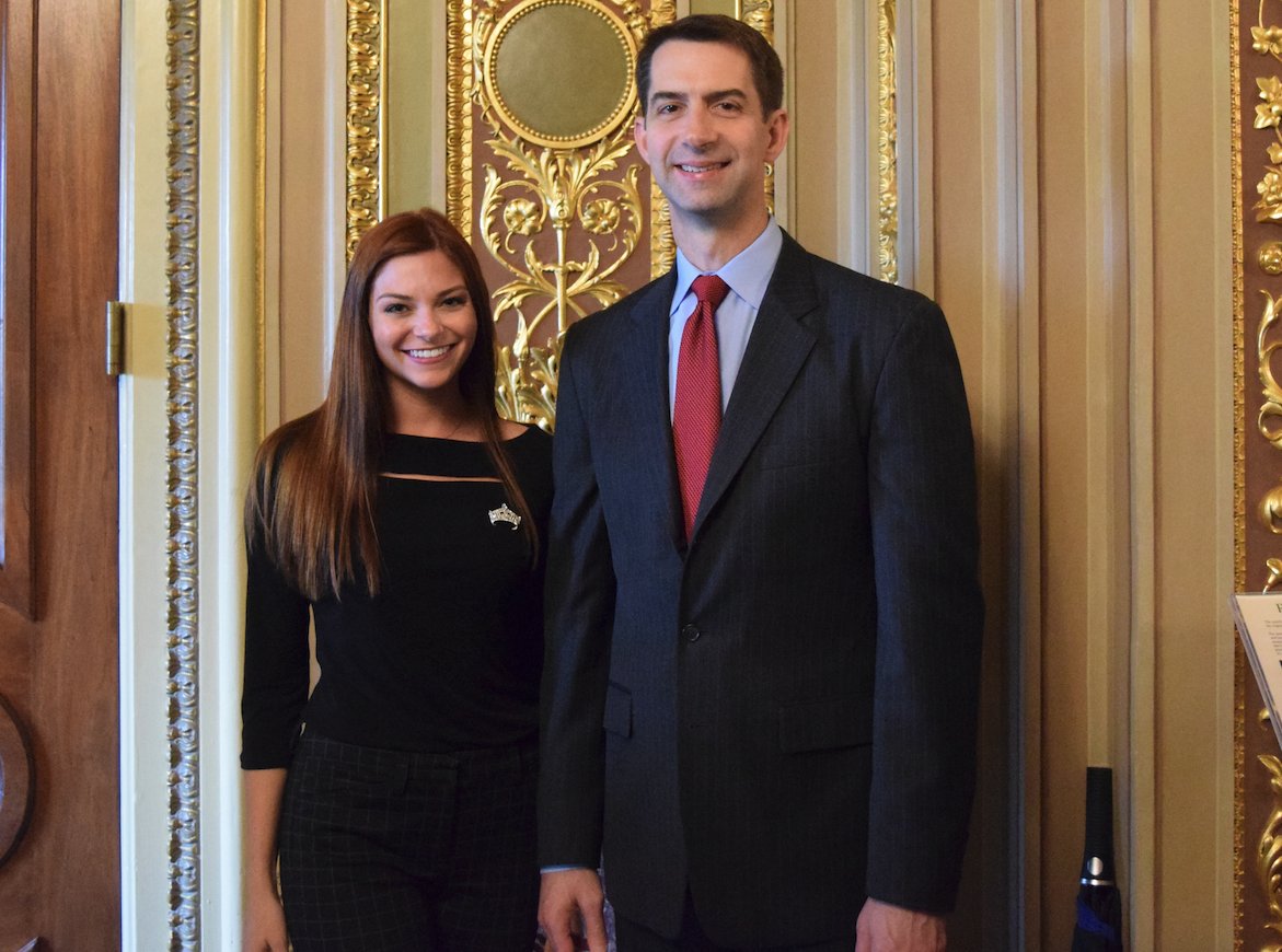 Great to meet <a href="/MissAmericaAR/">Miss Arkansas</a> Darynne Dahlem from Greenwood. We chatted about combatting the opioid epidemic and her travels around Arkansas encouraging young people to make good choices. Thanks for coming by!