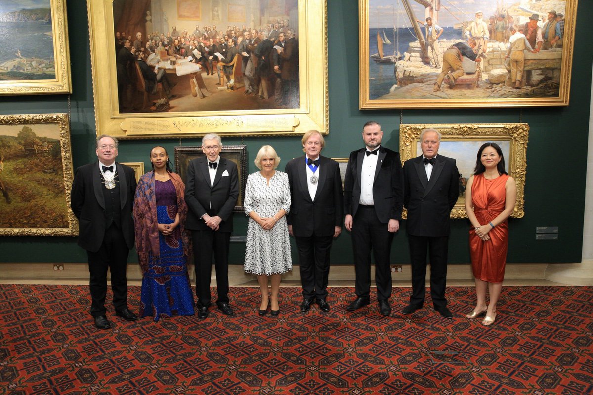 This evening <a href="/citylordmayor/">Lady Mayor of the City of London</a> Locum Tenens Sir David Wootton welcomed <a href="/ClarenceHouse/">Clarence House</a> HRH The Duchess of Cornwall to <a href="/cityoflondon/">City of London</a> for this year’s High Commissioners’ Banquet. Speakers tonight include <a href="/RwandaInUK/">🇷🇼Rwanda in UK 🇬🇧🇮🇪🇲🇹</a> HE <a href="/YKaritanyi/">Yamina Karitanyi</a> who will talk about @CHOGM2020.