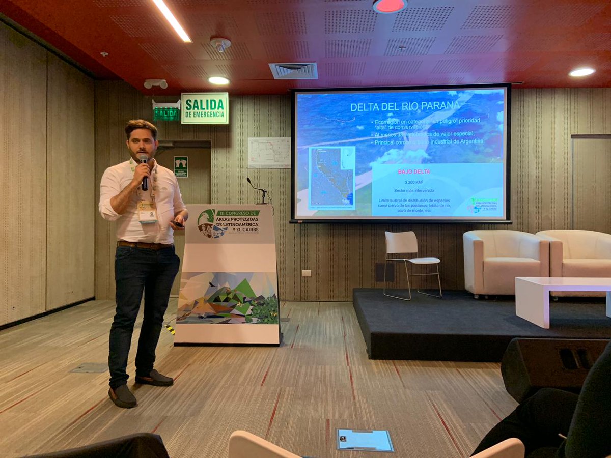 mpbertolini's tweet image. #fundaciontemaiken presente en el #IIICAPLAC contando la experiencia en #conservacion #privada y gestión de #areasprotegidas @Temaiken @lmgomezrios @GabyGurtner