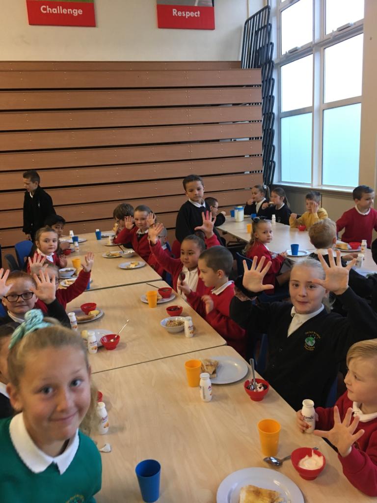 What a day today was- we're halfway through #BigBreakfast Week! Thank you SO MUCH to chefs from @RootBristol @theponyandtrap <a href="/St_Monica_Trust/">St Monica Trust</a> <a href="/YurtLush/">Yurt Lush</a> <a href="/PumpHseBristol/">Pump House Bristol</a> @91Ways for giving their time this morning to cook, chop and taste- and help us make sure #NoChildGoesHungry