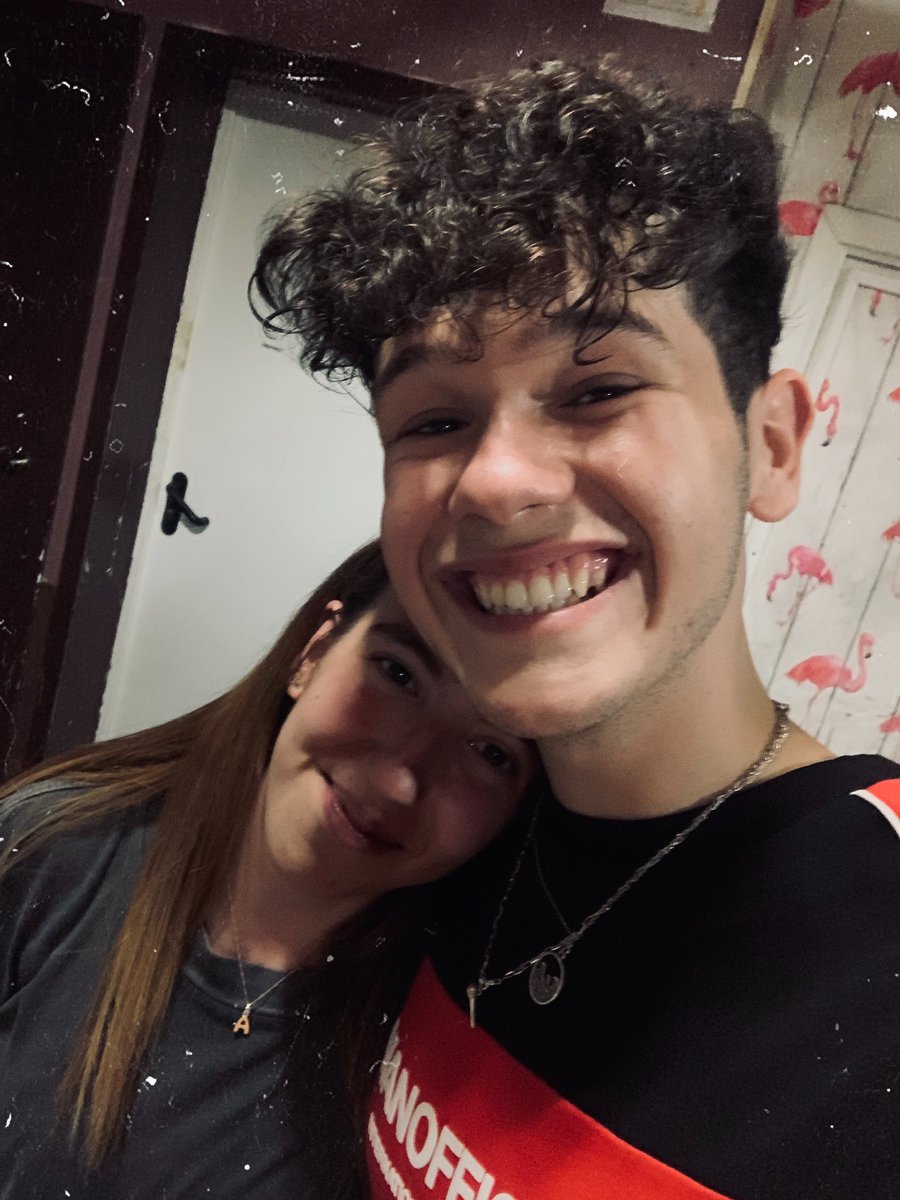harryhxgs_'s tweet photo. te extraño boludo, gracias por todo, te quiero muchísimo @sebtsb ❤️
• #selfieforseb • https://t.co/0UELRuGHnJ
