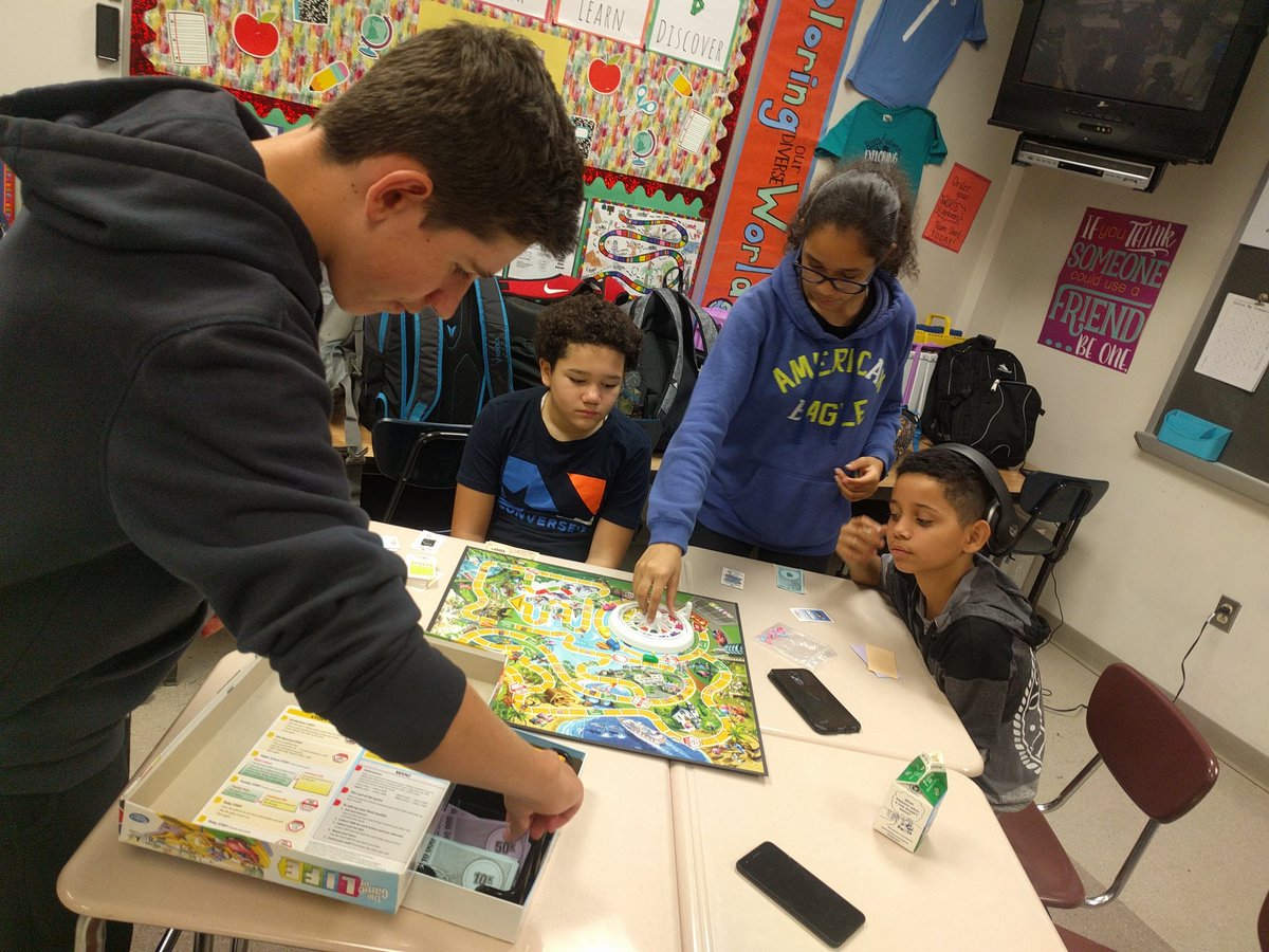 MissVanderstel's tweet photo. #StrategicGameClub has been staying out of the rain with some awesome competition! Today we invented #3NavyBattleship and fought for #KingOfTokyo while others risked their #GameOfLife @BASDnortheast @NEMScommunity #encourage #BASDProud @MissVanderstel @NETeamExplorers https://t.co/rpgKUQOyAW