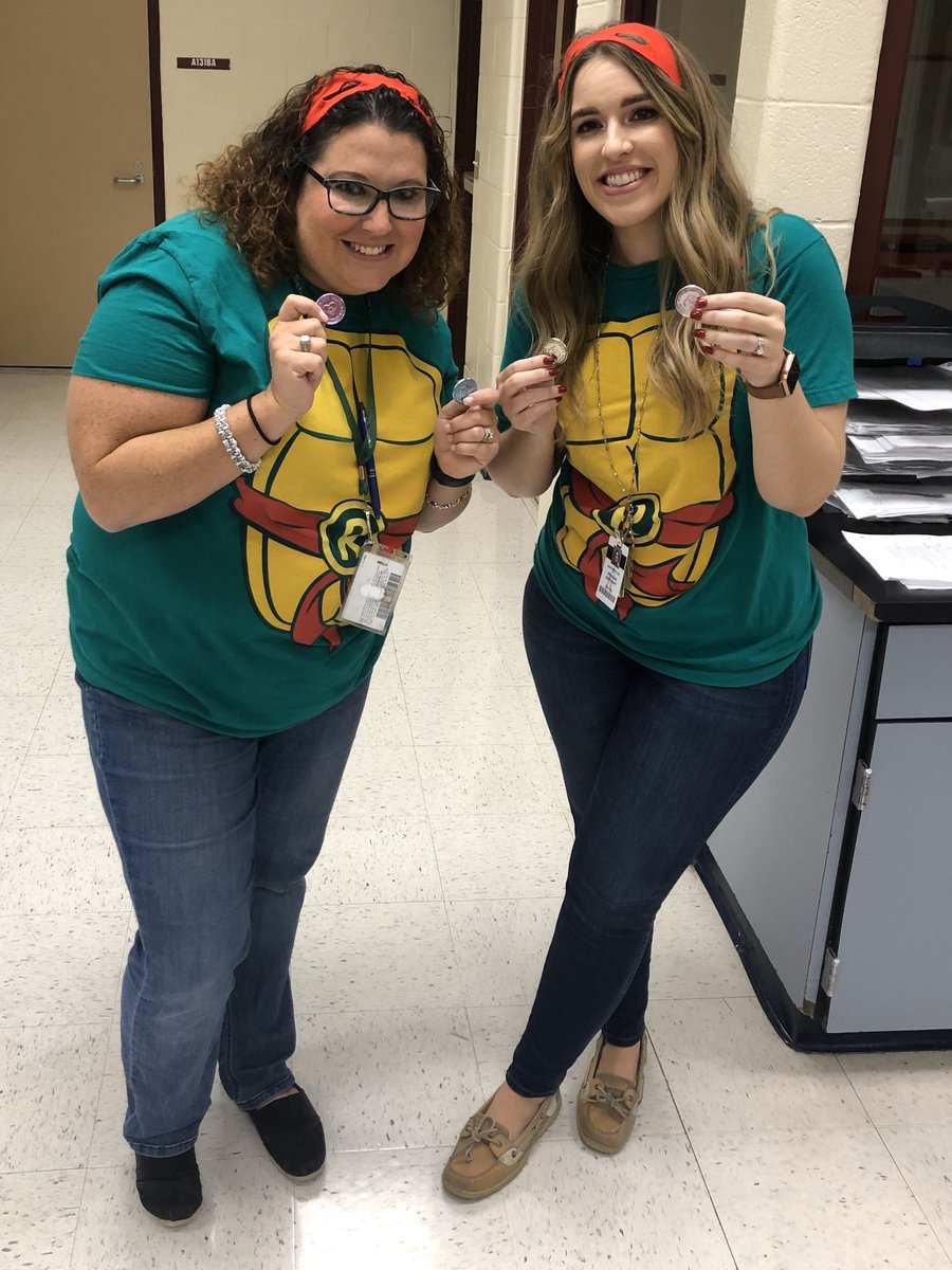 MrsTamiNeal's tweet photo. #Nashcraft supporting #Herosweek as Superheros. #TMNT #JordanMsLegends #RomerosRegulators https://t.co/rTBrRfGS6k