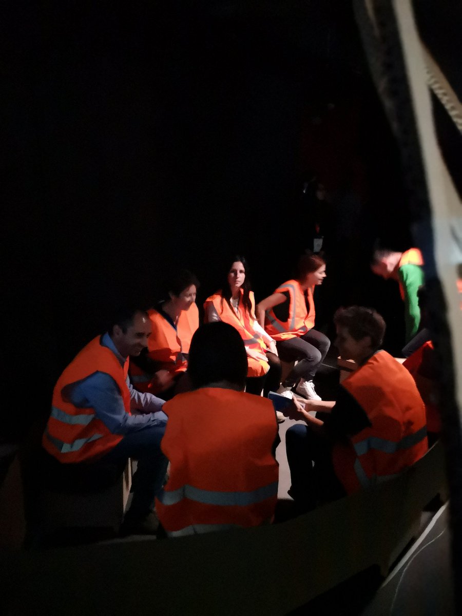 LeStudioAlbert's tweet photo. Au #BizArTech on tire tous dans le même bateau ! 
Merci à @erasme au @tuba_lyon et à @MirageFest pour cette belle occasion. https://t.co/3BGZi6XBFS