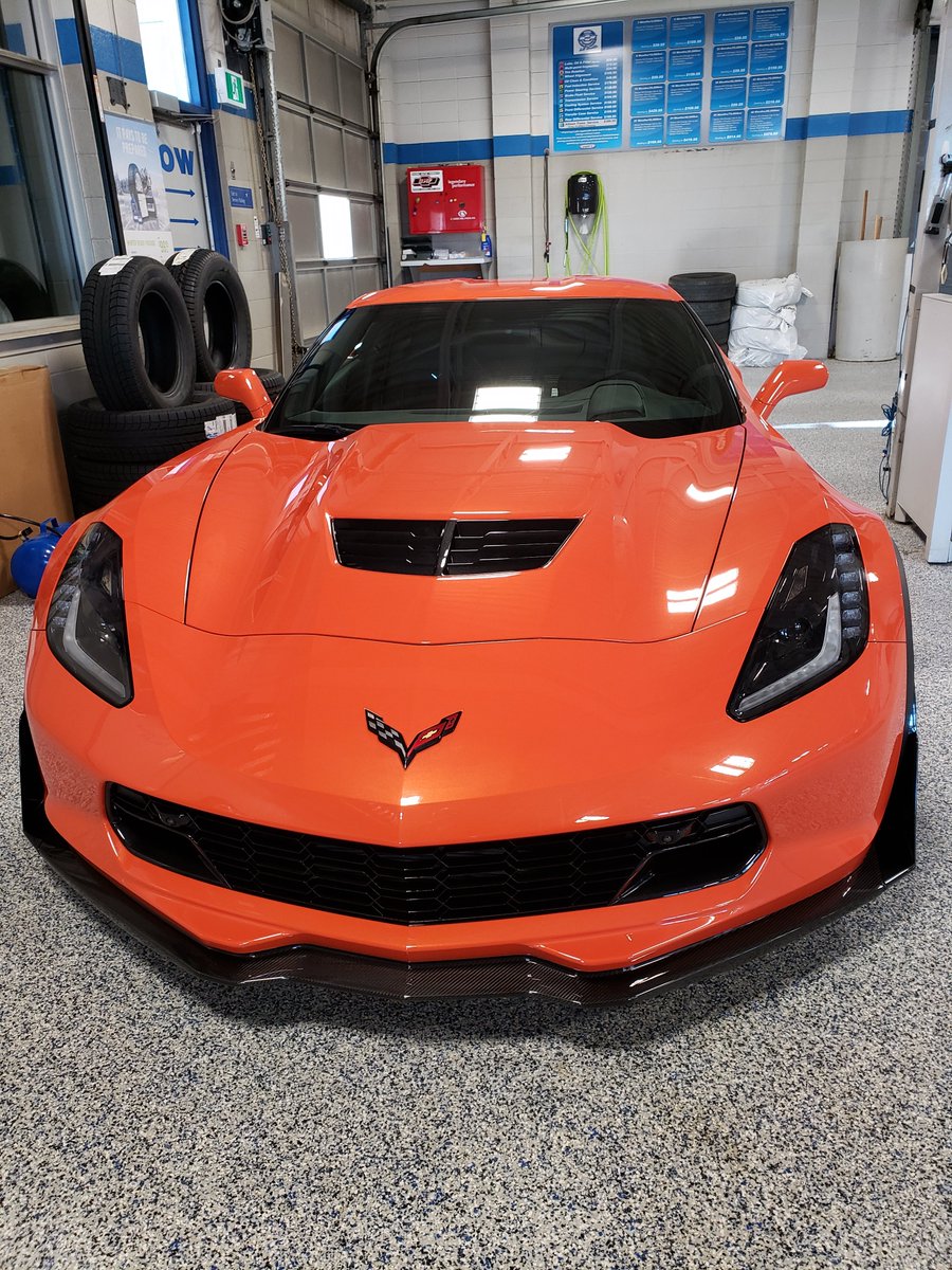 RMPChevrolet's tweet photo. The last front-engine C7 #Chevrolet Corvette has left RMP. Congrats to Wayne and his new ride. It has been a (#pumpklin) slice, C7 🎃. #ThankYou #ChevroletCorvette #z06 #YQR #Saskatchewan #Chevy #Corvette #CorvetteC7 #CorvetteC8 #American #sportscar @ChevroletCanada @GMcanada https://t.co/PnHw5rxSFs