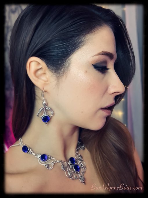 I like things that sparkle 💍👑 https://t.co/VYvH3slqqN<a href="/tag/model"class="tags"><span>#model</span></a><a href="/tag/cute"class="tags"><span>#cute</span></a><a href="/tag/relax"class="tags"><span>#relax</span></a><a href="/tag/makeup"class="tags"><span>#makeup</span></a><a href="/tag/sunday"class="tags"><span>#sunday</span></a><a href="/tag/fuzzybla"class="tags"><span>#fuzzybla</span></a>