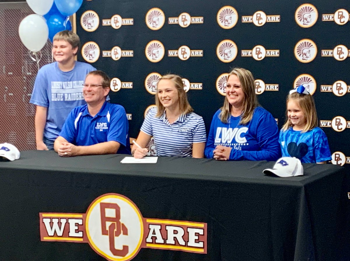 JustinBBrowning's tweet photo. Congrats to @BarrenSkills student and #KentuckyCoder Marlie Shirley for signing with @LindseyWilson #golf! I wonder which is better-her #JavaScript or short game? https://t.co/WvTGHAddcX