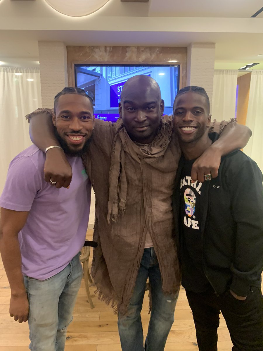 LucienChristian's tweet photo. @OWNTV #DavidMakesMan season finale watch party #DMMFam with @adechike @ZaiahJohnson https://t.co/jVRLRzdXAJ