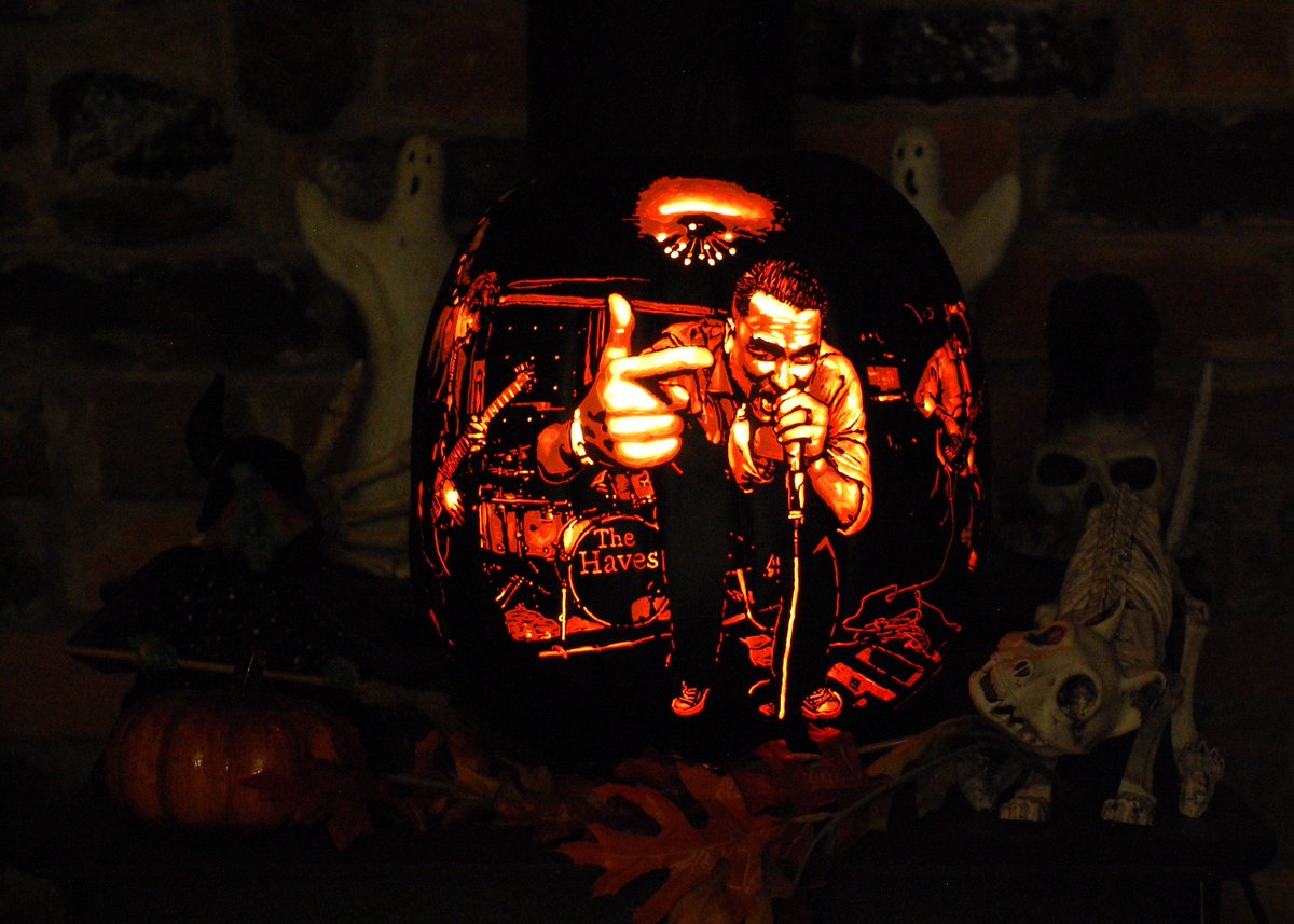 PumpkinReaper's tweet photo. 2019 #pumpkincarving has begun.  Carved these over the last couple of weeks - Here's a band carving #thehaves https://t.co/9MiFPlESGd