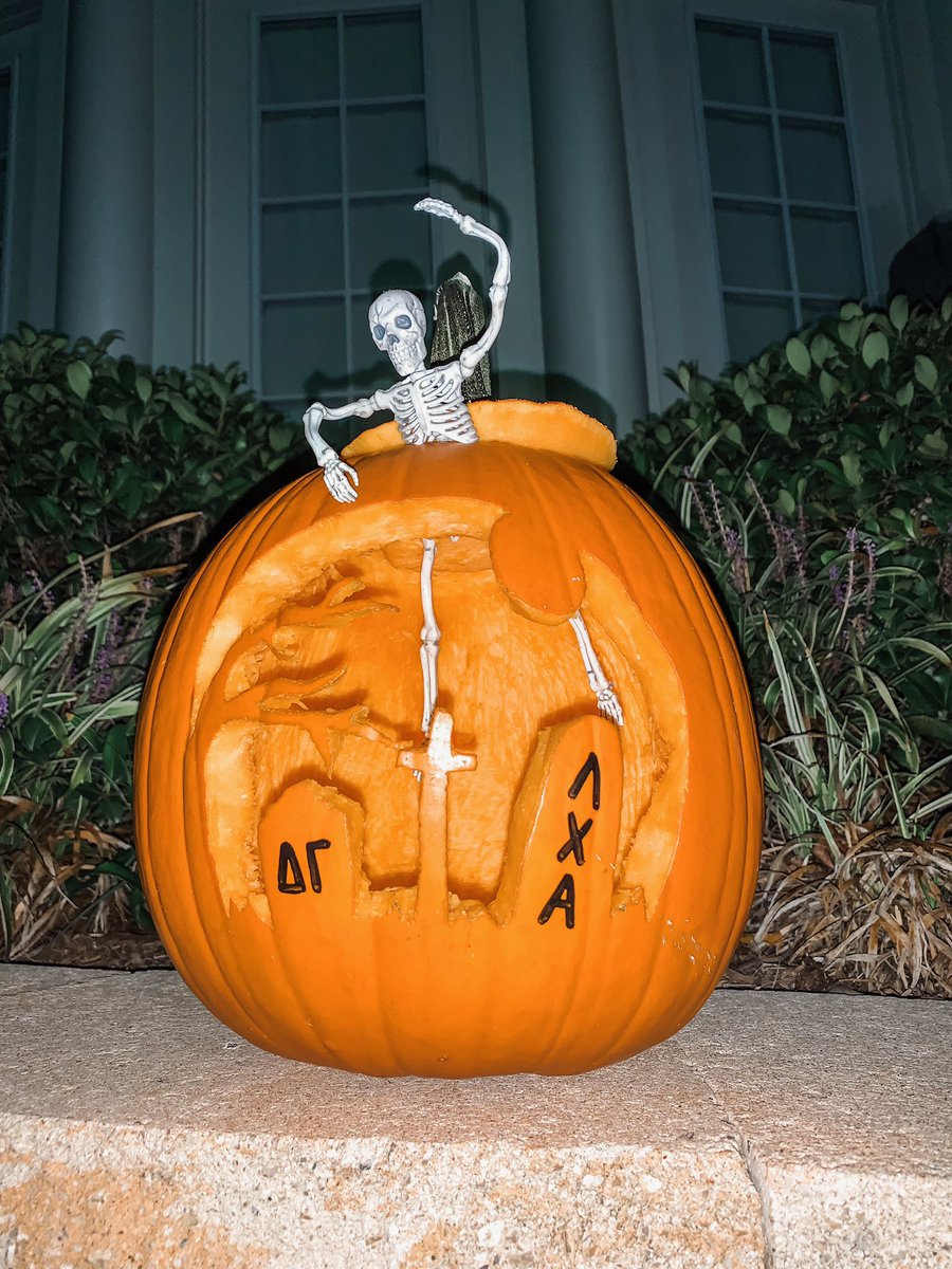 DELTA GAMMA
<a href="/UNTDG/">UNT Delta Gamma</a> 
#UNTPumpkinBash19