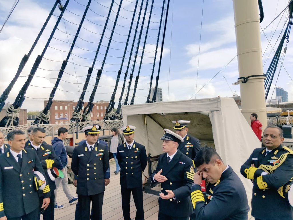 indiannavy's tweet photo. Officers of 32nd #NavalHigherCommandCourse, #NavalWarCollege, Goa were briefed on UK Joint Forces Command (JFC) and Permanent Joint Headquarters (PJHQ) at Northwood HQs. The officers also visited @RoyalNavy Command HQs & #HMSVictory at #Portsmouth. #ProfessionalInteraction https://t.co/JzvHlocNuT