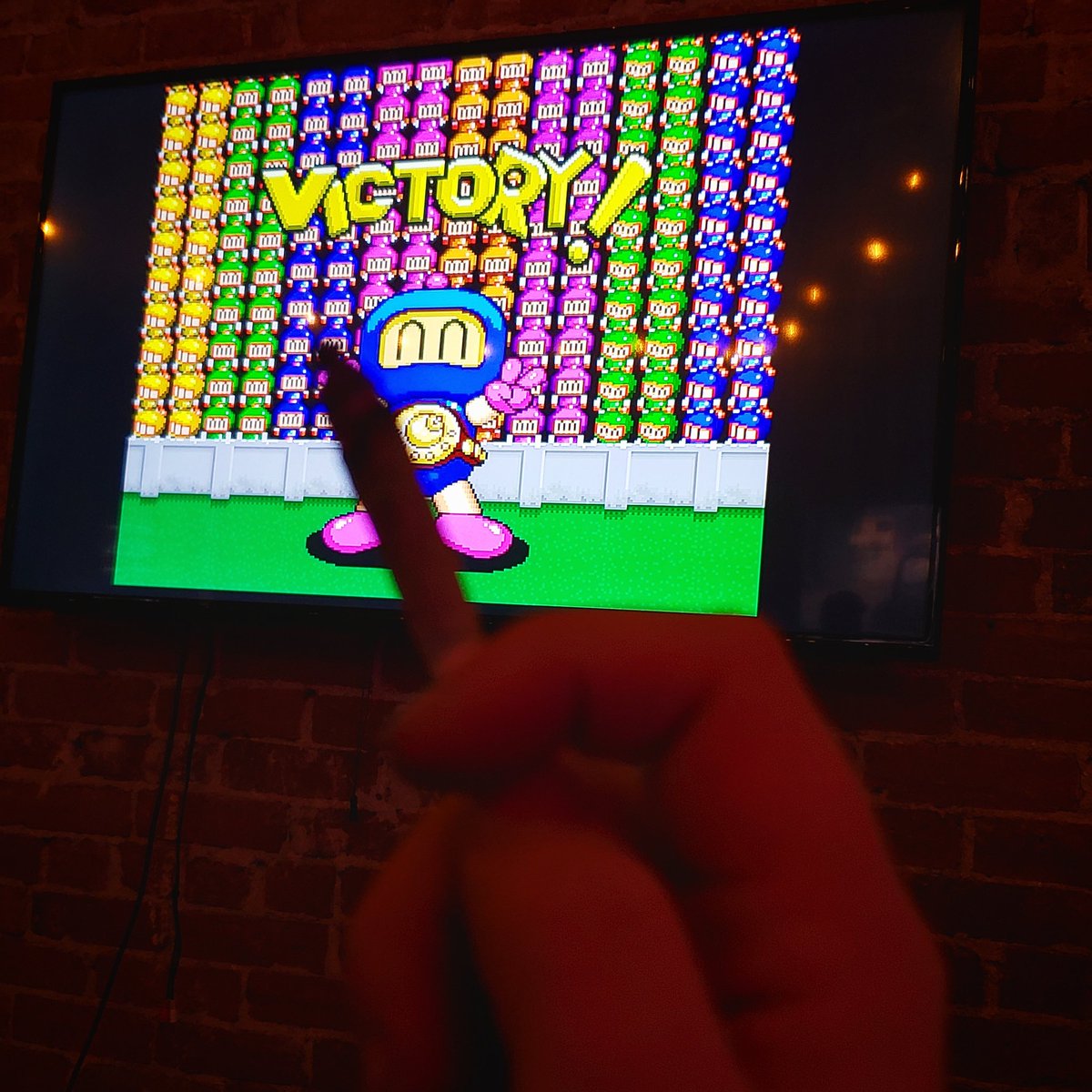 ccvaporlounge's tweet photo. A well earned victory deserve a well rolled joint! 💪🕹

#cannabisculture #cclounge #highscorelounge https://t.co/7GQxTnvTKf