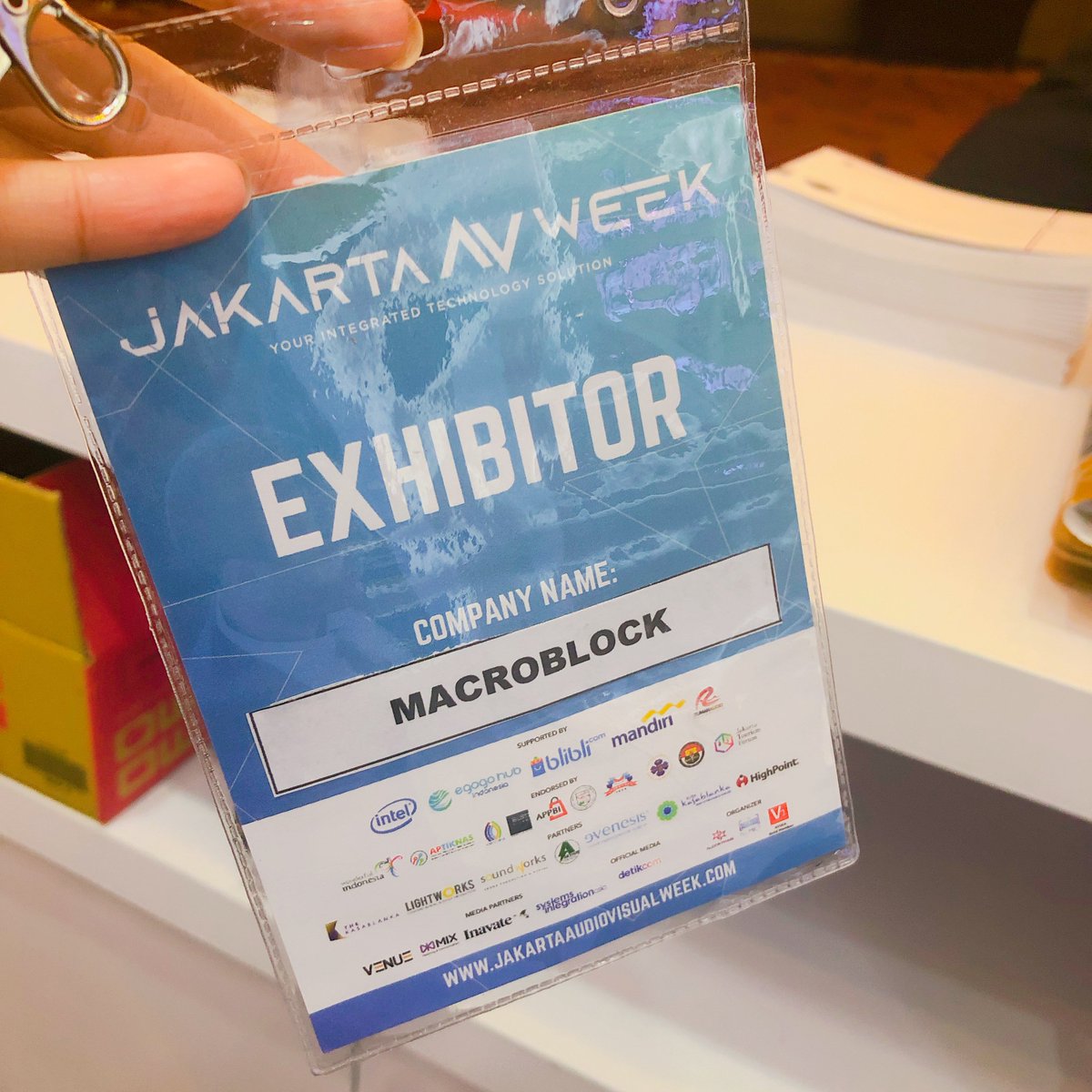 MacroblockInc's tweet photo. It's a great experience for 
@MacroblockInc
 to join Jakarta AV Week 2019! We have our press release here and let's check what we exhibited at the event: https://t.co/uH8Oir0jWs

#MBI #JAVW2019 #HDR #HCI #DriverIC #IoT #PrecisionMarketingBox #LEDDisplay #V2 https://t.co/RNSvo0TsGt