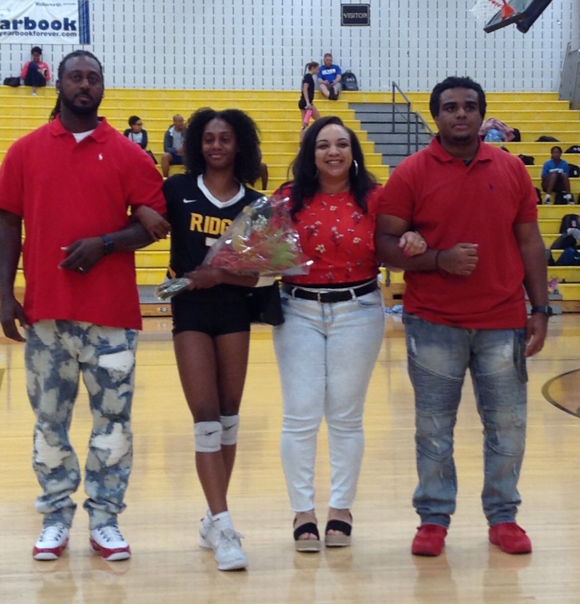 FRHSVolleyball's tweet photo. Shout out  📣 to our seniors and all the roles these four cover. Thanks for all you do for this program. You will be missed! Two claps👏🏼👏🏼  for seniors! 👏🏼👏🏼 https://t.co/INcRXpRlmw