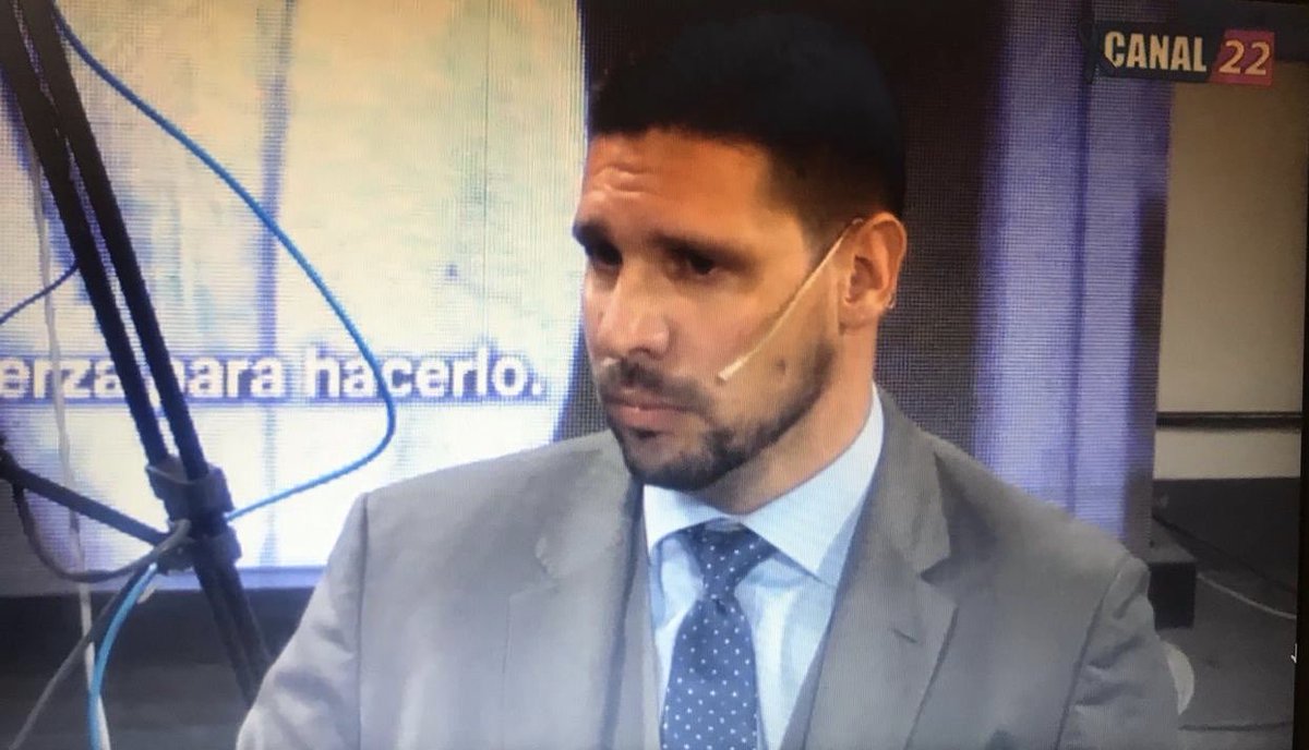 RYATributarios's tweet photo. Queremos agradecer a @SantiagoCuneo por la invitación a su programa “1 + 1 = 3” por @canal22ok a nuestro #HeadPartner @CPJulianRuiz para hablar de la situación tributaria actual.
Compartieron el debate:
@hectorpolino
@PaguraPablo
@atilioveronelli
@jorgedoriogenta (c) https://t.co/jivU4OHbNG
