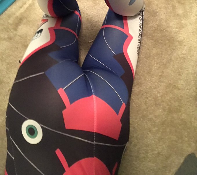 Someone buy photos of my ass so I can afford food https://t.co/1qpp75EH7a