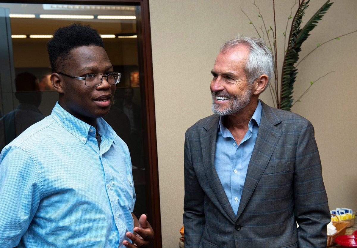 YVPatLawler's tweet photo. Glad to have Jerry Milner, associate commissioner at @ACFHHS and his staff visit us in Memphis today. They met families receiving intensive in-home prevention services and had lunch with young people who turned 18 in #fostercare and are receiving help through YVLifeSet. https://t.co/fxuvd2dlfQ