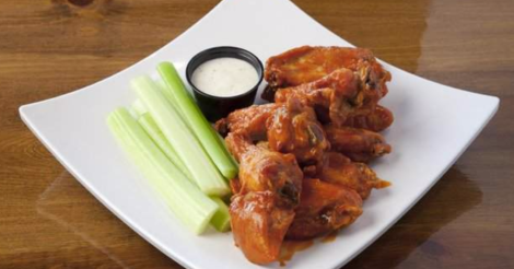 Maggies_Cafe1's tweet photo. Wings. Crispy juicy chicken wings, tossed in your favorite sauce, with celery sticks, and your choice of ... https://t.co/g7hrProKoV