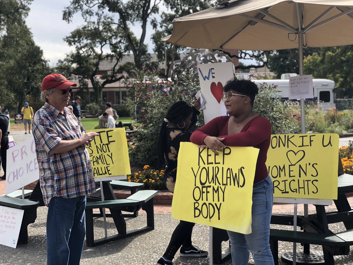 ProjectTruth2's tweet photo. Quotes from students at SRJC:

“I’m running from the Truth”

“Thank you for being on our campus, I’m a survivor of abortion”

“I thought you guys were going to be a bunch of screamers and yellers, but you didn’t do that at all”

“You‘ve shed some light on this for me” https://t.co/coDgTdInAR