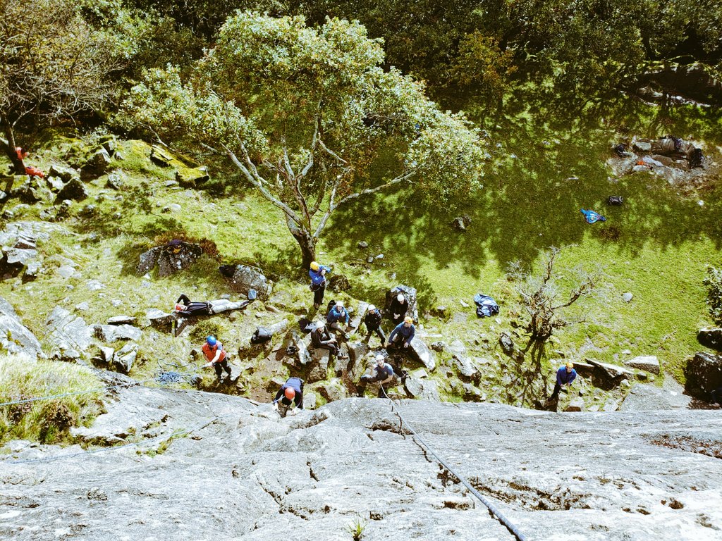 131Commando's tweet image. Great #rockclimbing conditions in Tremadog today @24CdoRE @Proud_Sappers #snowdonia