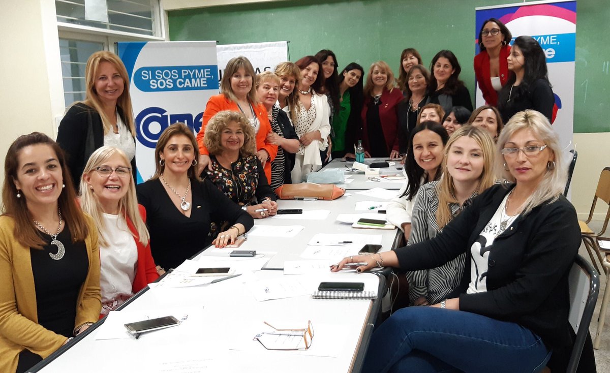 mujerescem's tweet photo. Delegación de #MujeresCEM presente en el 10 Aniversario de #CAMECH @MujerCAMECH en la ciudad de #Resistencia. Referentes de todo el pais nos convocamos para acompañar en tan emotiva celebración a su presidente Beatriz Tourn y demás mujeres integrantes de la cámara @CEMISIONES https://t.co/ltglhm5pnB