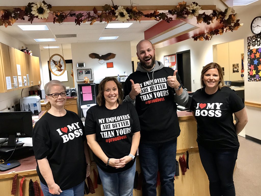 principalheidi's tweet photo. What a great place I get to work everyday! Love my work family! Thanks for celebrating Boss’s day with us! Miss you Megan!#myemployeesarebetterthanyours #proudboss #eaglepride #usd331 https://t.co/VepQ8fYCop