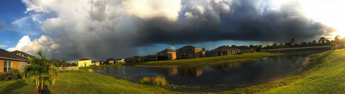 bartram88's tweet photo. #rainbow#Floridashowers Took this a few minutes ago. Love the quick rain showers we get @TMainolfiWESH @GWaldenWFTV https://t.co/8fCGEMl8ha