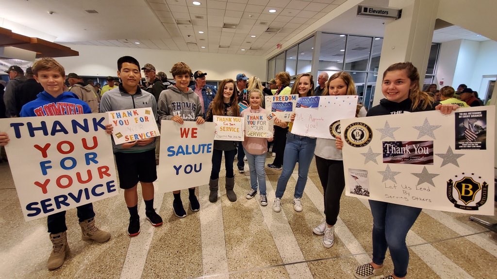 MitziAvritt's tweet photo. @nationalbeta #HonorFlight #BloomfieldBeta https://t.co/lo7zymyqs5