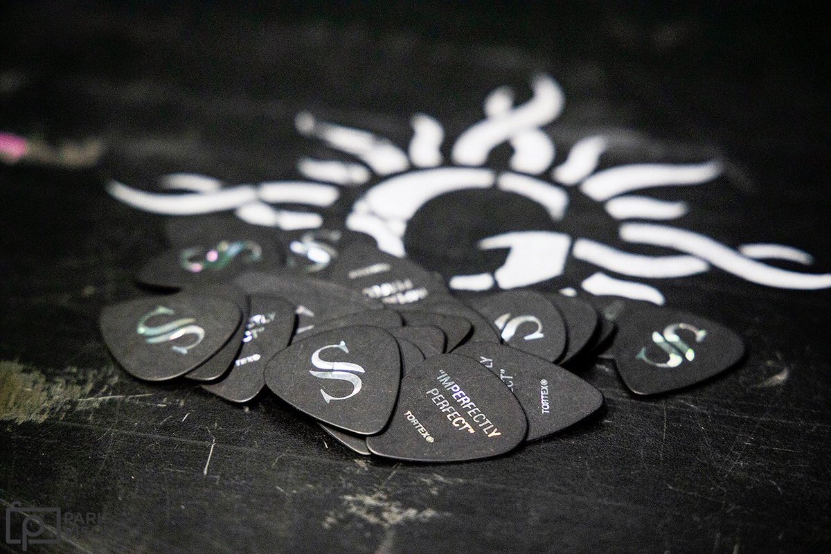 scars foundation cover up