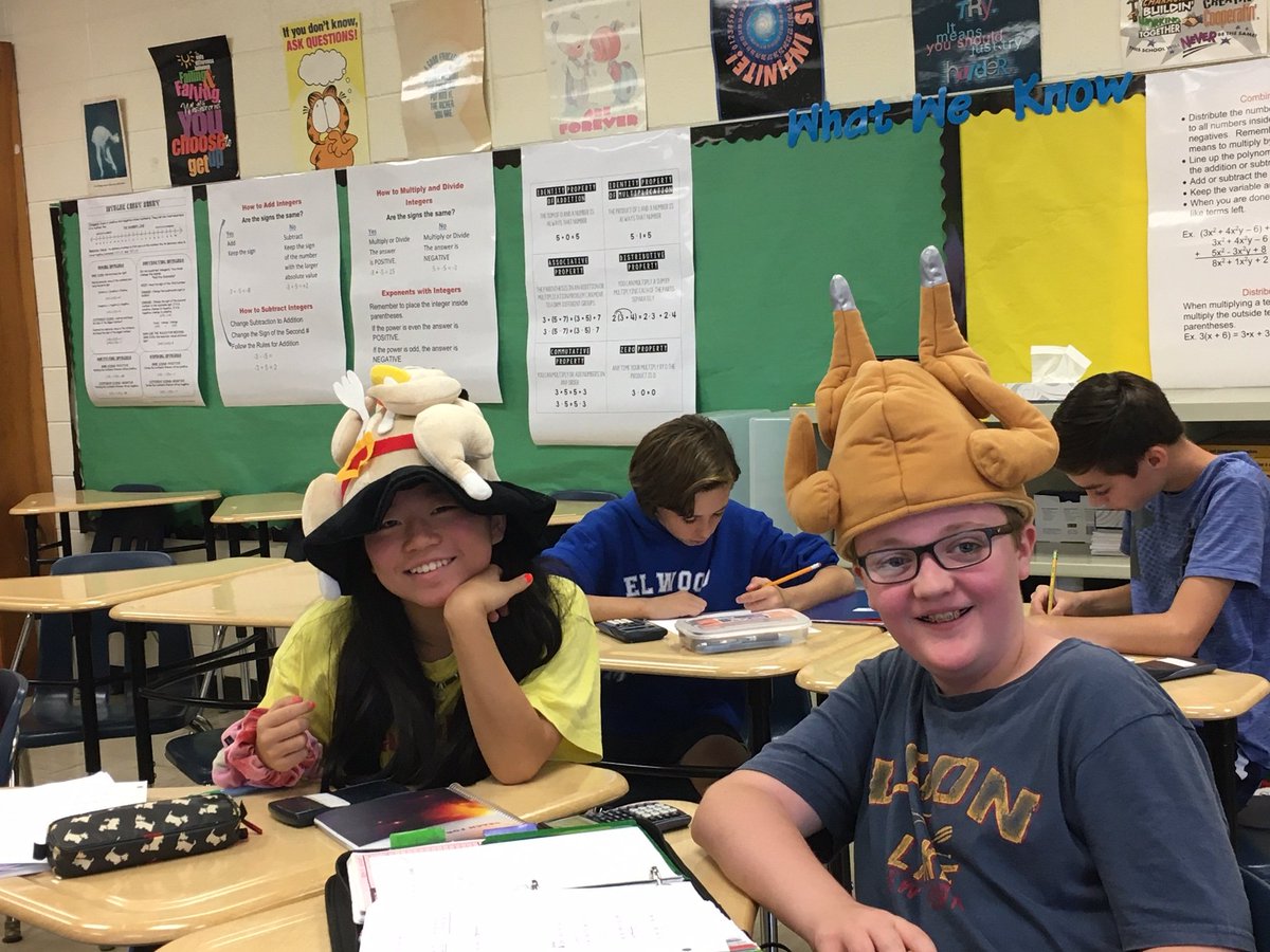 jharri111's tweet photo. Spirit Week! #teamspirit #mvprocks @therealVANDER1 https://t.co/Ba0BvH0fz7