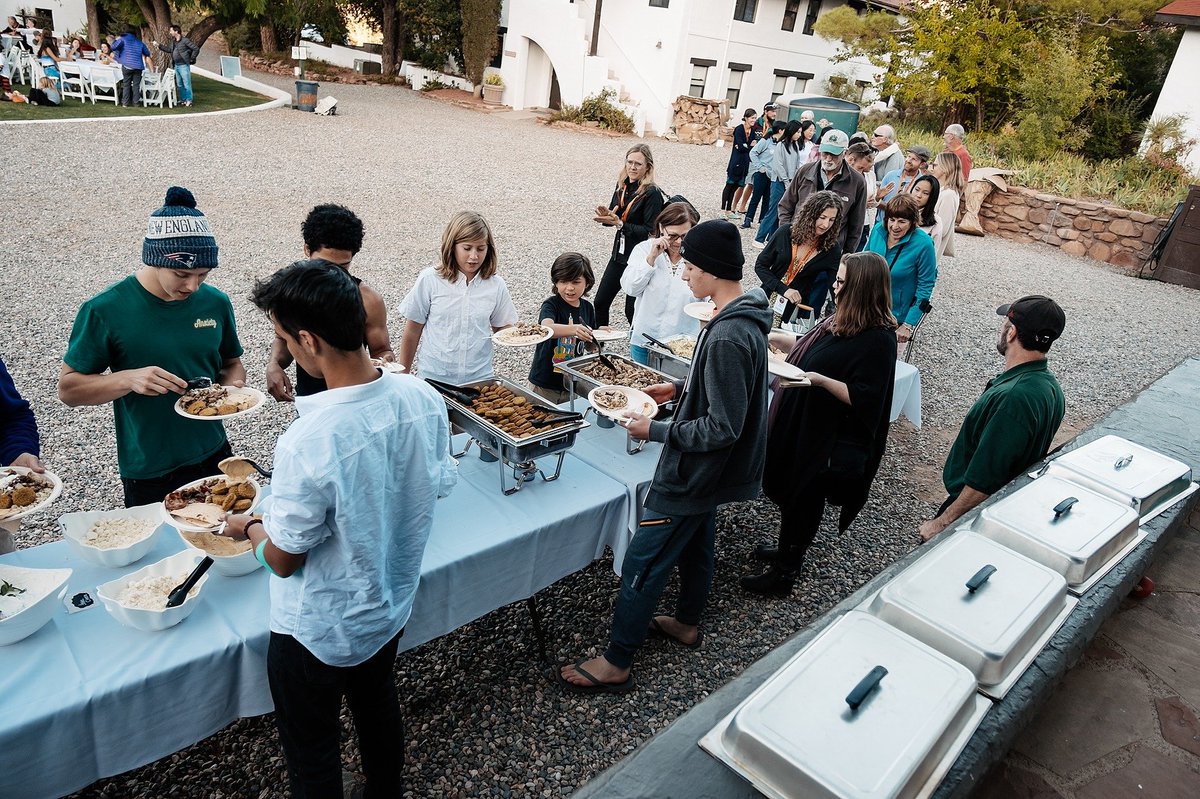VVSFriends's tweet photo. Thank you to all of the families who came to visit for Family Weekend. We hope you enjoyed all of the mingling, munching, and memory-making moments. We certainly enjoyed having you! https://t.co/UXdbIQ10pU