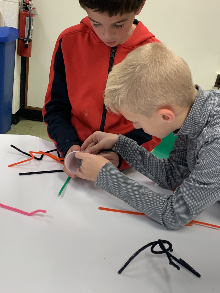 jdubois621's tweet photo. First day of STEAM club was a success! Can’t wait to see what these #NSHeroes create over the next 10 weeks! https://t.co/aiC0H4ShXg