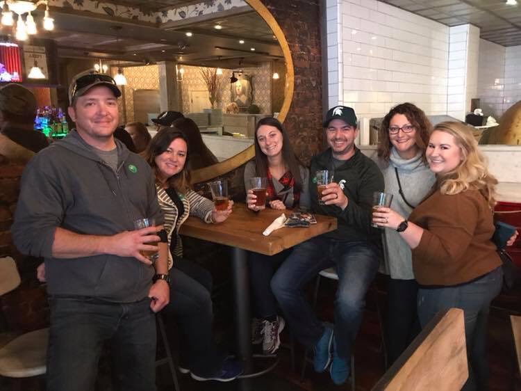 BostonCrawling's tweet photo. Cheers to these crawlers from Indiana, Michigan, and Florida enjoying history and beer on our Independence Pub Crawl! #BostonCrawling #HistoricDrinking #BabyPaul #AnswerTheCrawl https://t.co/ejg7tMpRnT