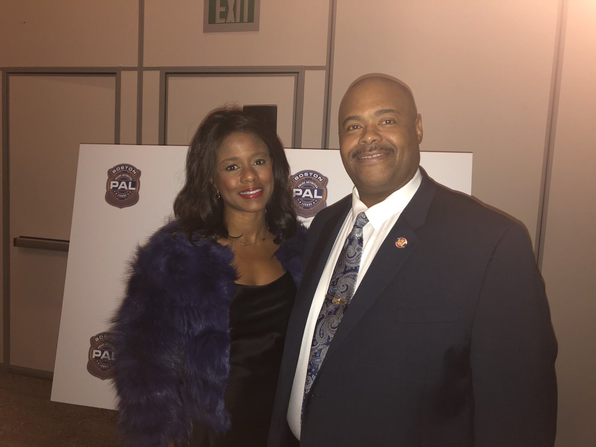 wcvbrhondella's tweet photo. Celebrating @bostonpolice @BostonPAL #BostonPAL @boston_mayor a night w the DMC of @rundmc #5community .#wcvb https://t.co/2z5mFgqh1k