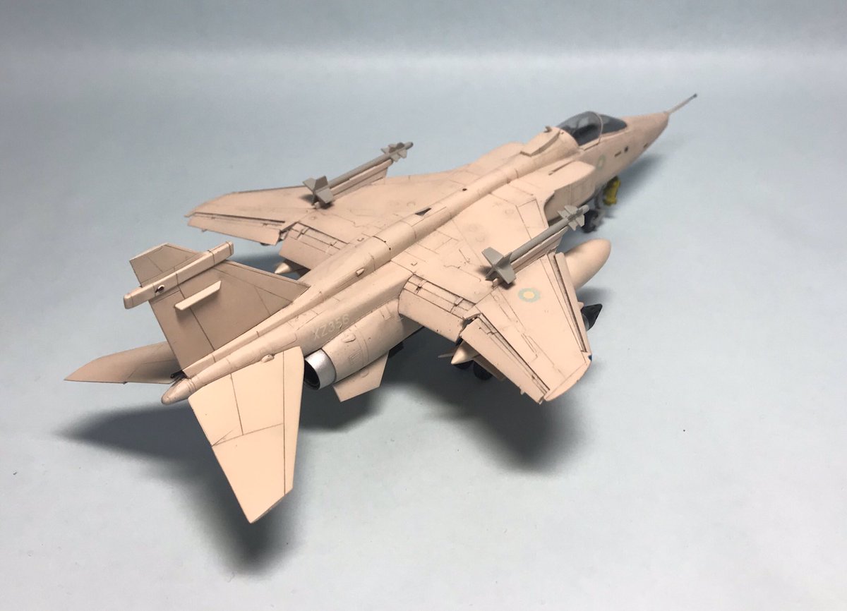 ハセガワ1/72 ジャギュアGR1（デザートスキム）完成しました(^^)主翼は