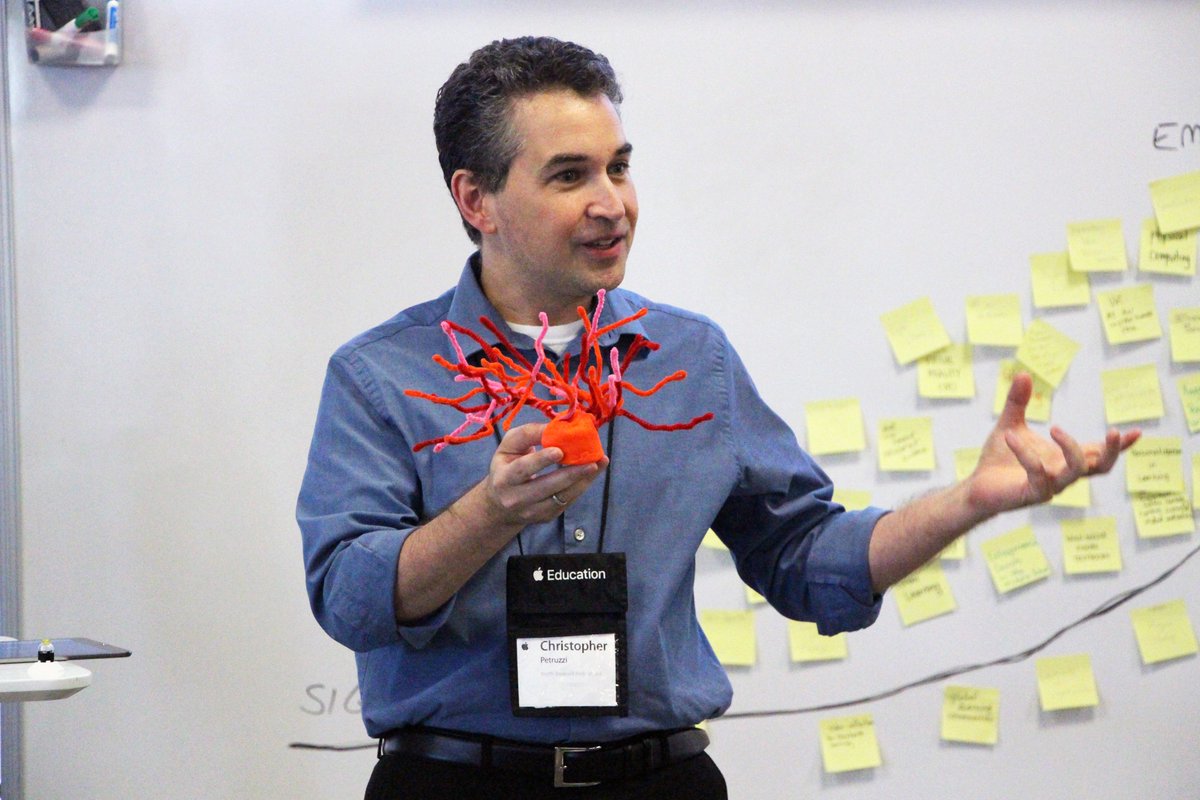 USCIovineYoung's tweet photo. The future is bright! K-12 educators and administrators across the nation convened at Iovine and Young Academy for a 2-day Apple Learning workshop led by IYA faculty. The topic? The future of schools. #usciya https://t.co/hWC1RbnrlQ