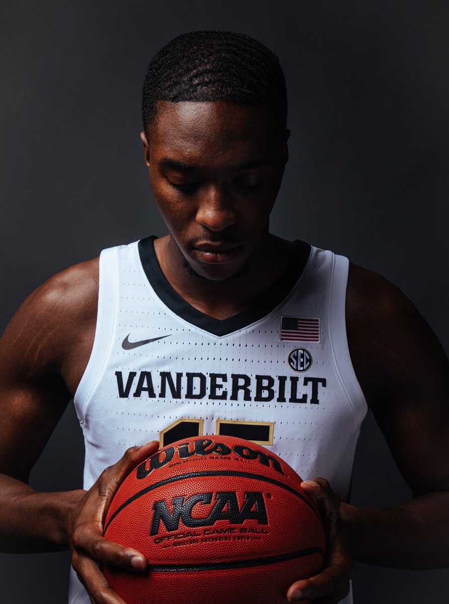 VandyMBB's tweet photo. 2️⃣0️⃣2️⃣0️⃣. 

#AnchorDown https://t.co/gIJFByhpI6