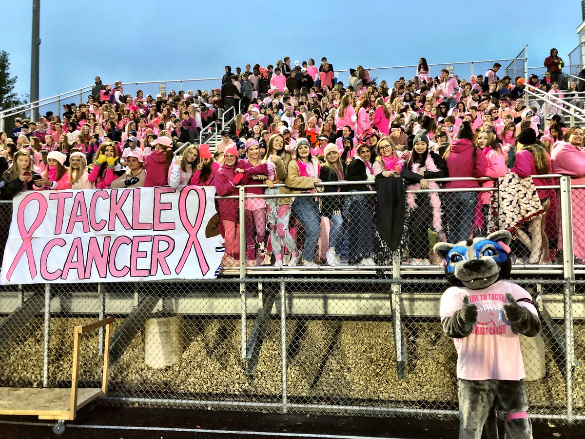 Wednesday night football is ON, with MEA week.  A fantastic <a href="/kare11/">KARE 11</a> Spotlight game coming at you! The 7-0 Elks of Elk River visit the 6-1 Royals of Rogers.
It is also a Tackle Cancer game.
#kare11prep