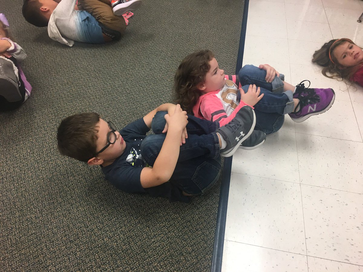 MrsLindsey2's tweet photo. Our NCOESC PreK at New Riegel working on SMART Reflex moves. #actg #NCOESC https://t.co/zFONHulF9t