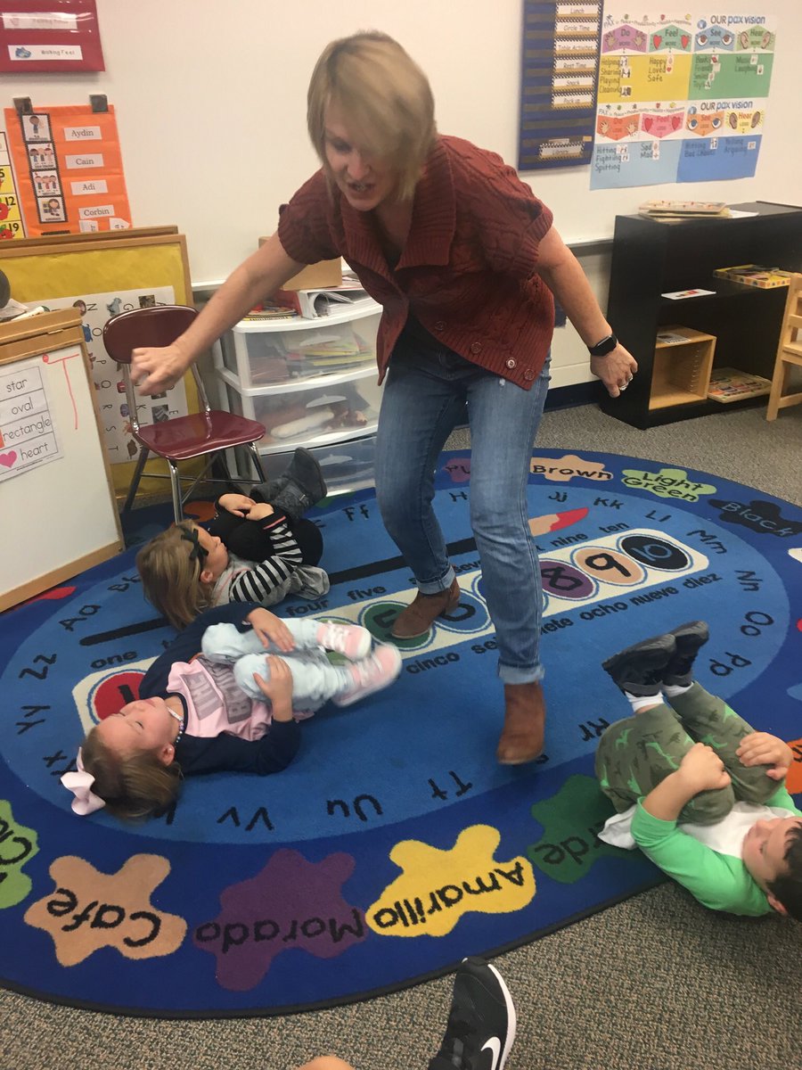 MrsLindsey2's tweet photo. Our NCOESC PreK at New Riegel working on SMART Reflex moves. #actg #NCOESC https://t.co/zFONHulF9t