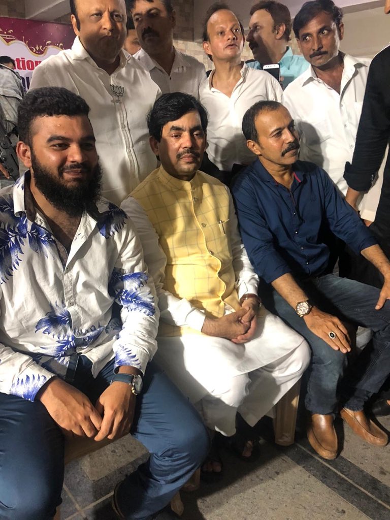 BawaMiya's tweet photo. Today, the meeting of #All_India_Jamiatul_Quresh in Bandra West was addressed by former Union Minister and National Spokesperson, Janab @ShahnawazBJP ji in support of Shri @ShelarAshish ji, Minister of Maharashtra Government and popular candidate of Bandra West Assembly in Mumbai https://t.co/6kQRaXaknO