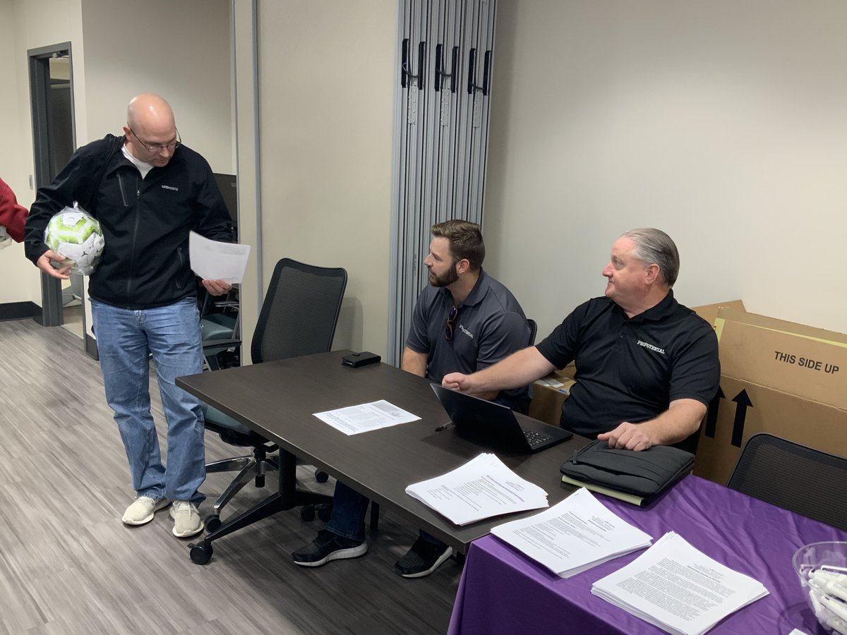 KSYouthSoccer's tweet photo. Be sure to stop by the #ProPotential table as they will be giving you your Nike game ball and tell you about the great video services they provide to make highlight videos for teams or players. ๐ฅ๐๐ปโฝ๏ธ๐
#KansasYouthSoccer #RoadToKS #RoadToNV #USYS #KSStateCup #KSPresidentsCup https://t.co/34Z2lAlmzh
