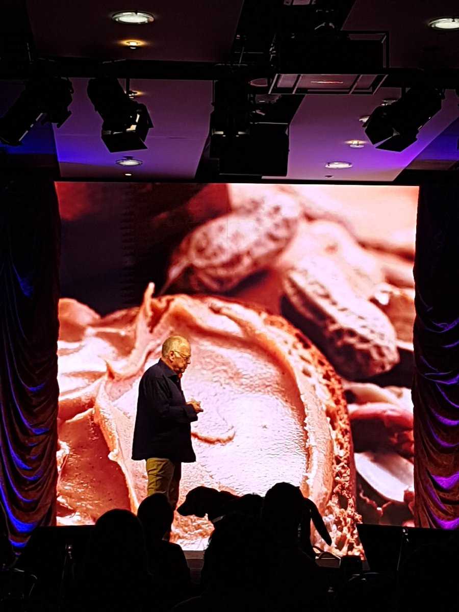Pic Picot of Pic's Peanut Butter and his dog Fido take centre stage at #NZGoGlobal. Incredible story of selling his product at the weekend market in Nelson to selling across the globe.
#ExportNZ