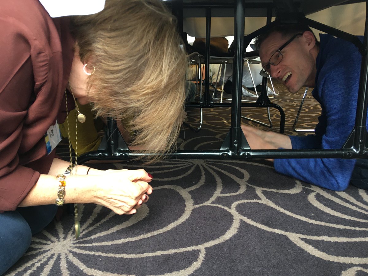 TechCommNZ's tweet image. #tcnz2019 joins the New Zealand ShakeOut 2019. Drop, cover, hold!

civildefence.govt.nz/get-ready/new-…
