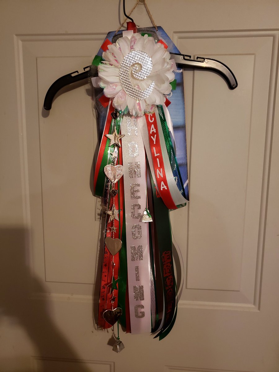 After work I went home to work on another project. I have been making mums for my sisters since I was girl. Never did I imagine I would be making one for my own daughter. She turned 15 yesterday too.  Oh how time flies! #Homecoming2019 #twhshighlanders #freshmanyear #daughter
