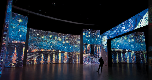 RuidoEnLaRed's tweet photo. ¿Quién se apunta a ir?  🙋‍♀🙋‍♂

Muy pronto, #VanGoghAlive llegará a CDMX y podrás vivir la obra del pintor como nunca antes. 

Una experiencia multisensorial de luz, color y sonido en la que podrás apreciar más de 3 mil  imágenes a gran escala. https://t.co/FgtAfcpwJM