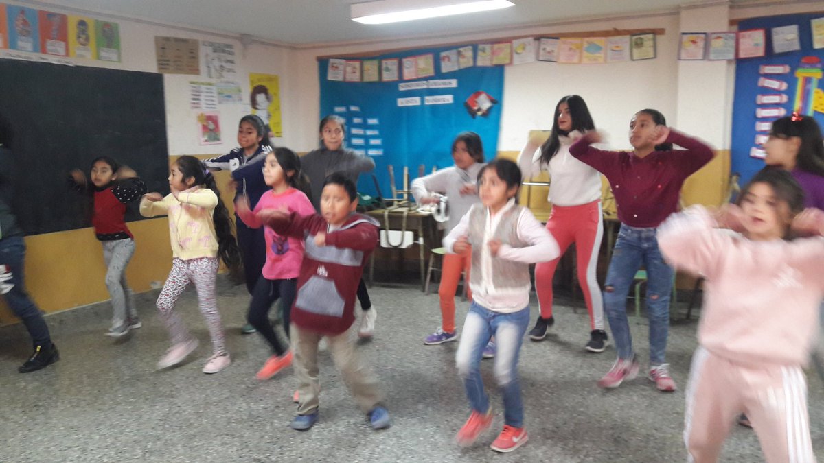 Veni a ser parte del taller de Ritmos de Esc. Abiertas <a href="/EaOnativia/">EAOñativia</a> el sábado y bailamos toda la mañana! <a href="/juancarlosvilc/">Juan Carlos Vilca.</a> <a href="/patriciapinasco/">Patricia Pinasco</a> <a href="/fguillesaavedra/">GUILLERMO SAAVEDRA</a> <a href="/sebabonduri/">Sebastian Bonduri</a>