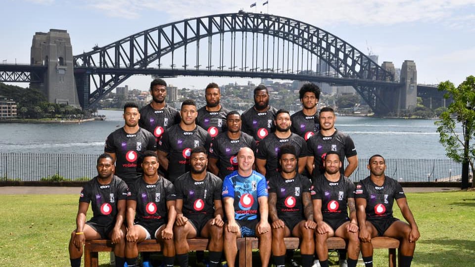 FBC_News's tweet photo. Fiji Bati and Melbourne Storm flyer Suliasi Vunivalu has been ruled out of this weekend’s World Cup Nines in Australia.
#FijiNews #FBCNews #Fiji #FijiSports #FBCSports #FijiBati #RugbyLeague9s 
More: https://t.co/eq4HnbKzIh https://t.co/XnNWtDjnqw