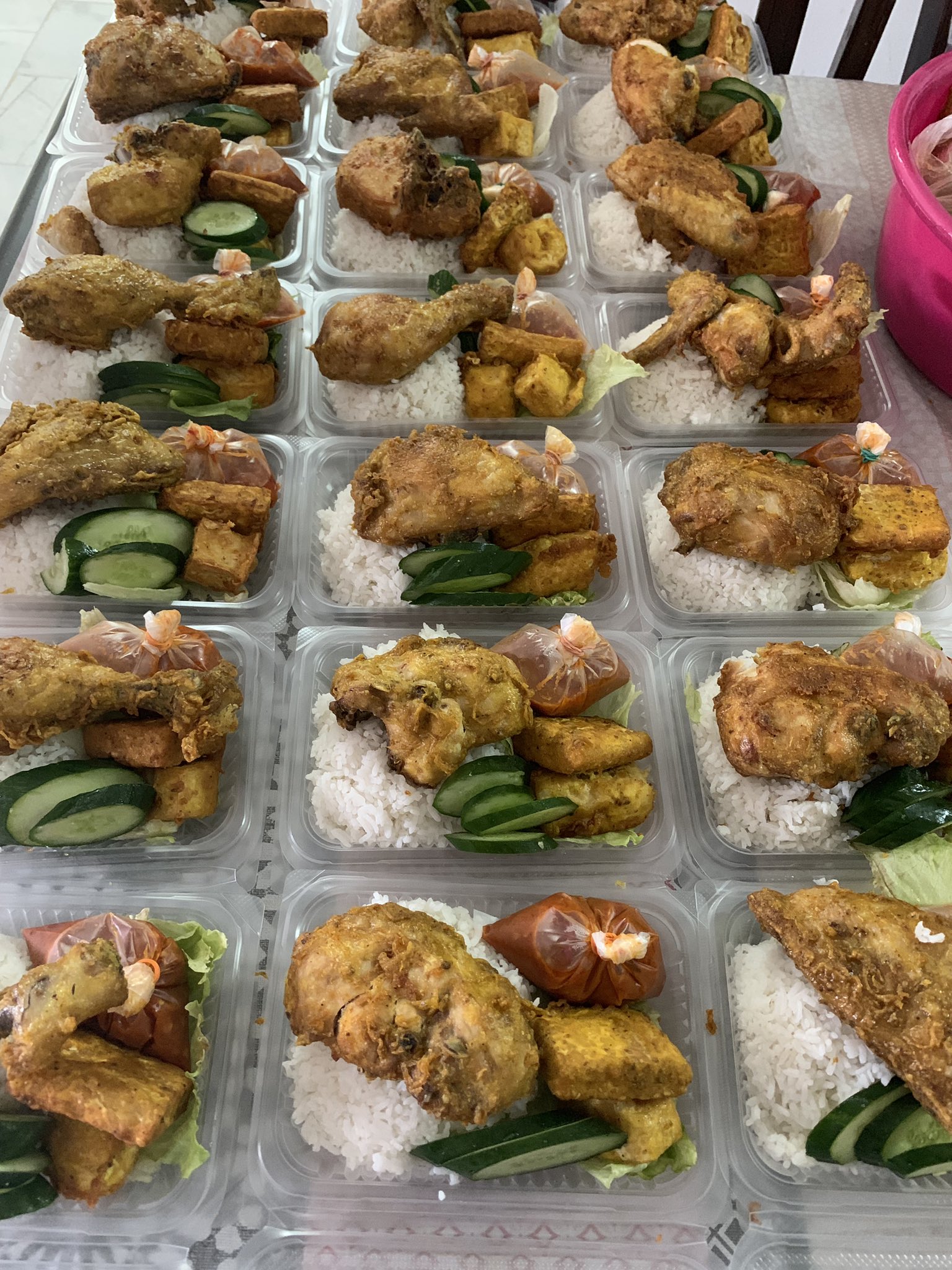 Lunchbox Cyberjaya On Twitter Antara Menu Kami Esok Di Mercu Mqa Cyberjaya 1 Nasi Ayam Buttermilk Rm6 5 2 Nasi Ayam Lemon Rm6 5 3 Nasi Ayam Madu Rm 6 5 4 Nasi Ayam Penyet