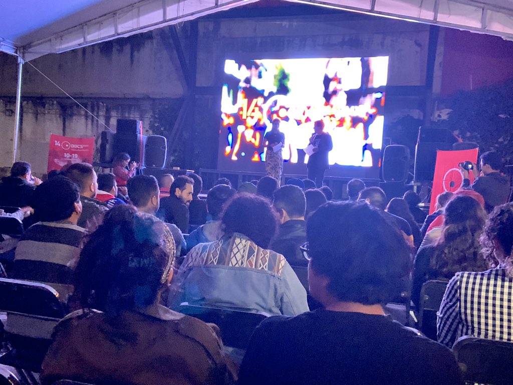EncuadresMx's tweet photo. Estamos en el Jardín Juárez donde veremos los cinco documentales realizados en 100 horas como parte del #RetoMx, en el marco de @DocsMX y conoceremos al ganador de este gran reto! 😁📹🎥🎬
#Encuadres https://t.co/fLsQVC2dOA